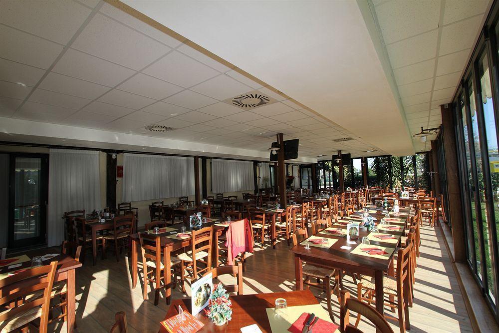 La Vecchia Fattoria Hotel Loreto  Kültér fotó