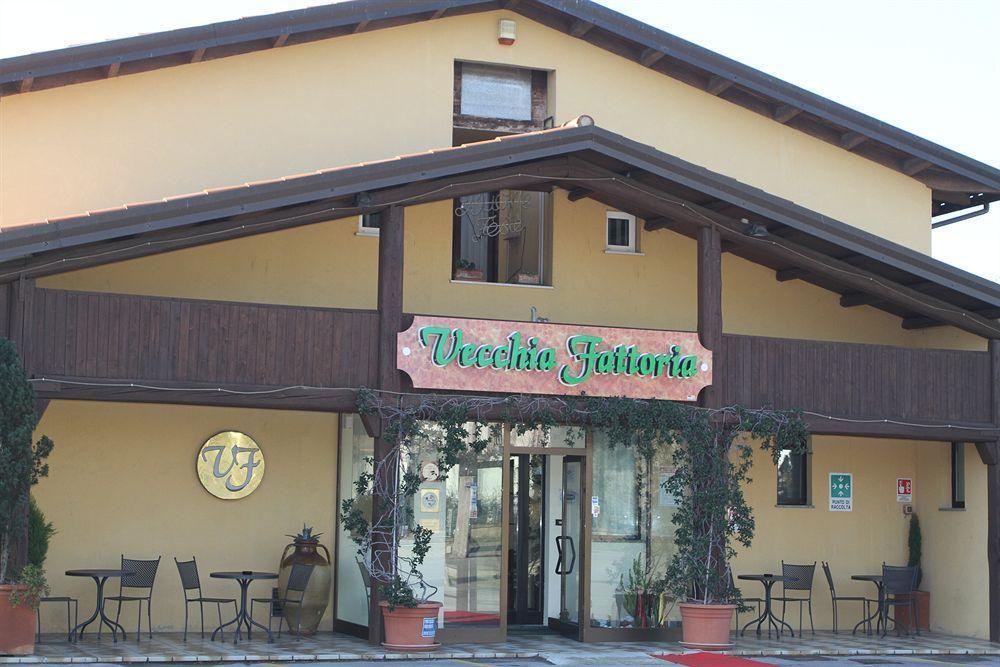La Vecchia Fattoria Hotel Loreto  Kültér fotó