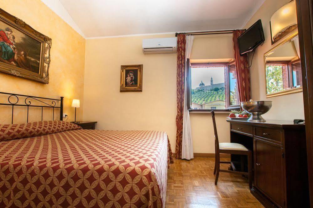 La Vecchia Fattoria Hotel Loreto  Kültér fotó